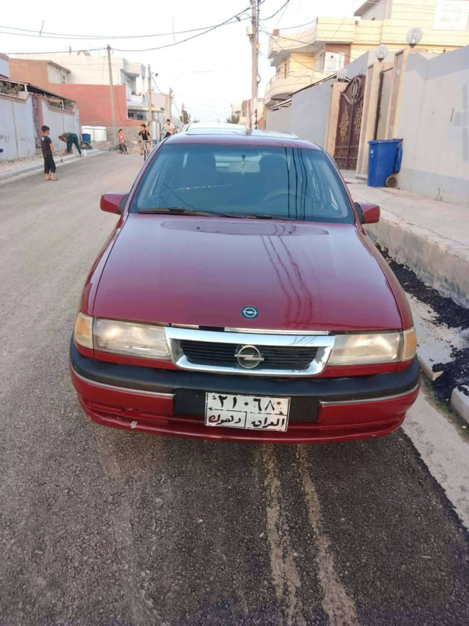 سلام عليكم سيارا للبيع مكان موصل سعر 35 و بيهه مجال شرط تحويل رقم موبايل *********** زين ***********
