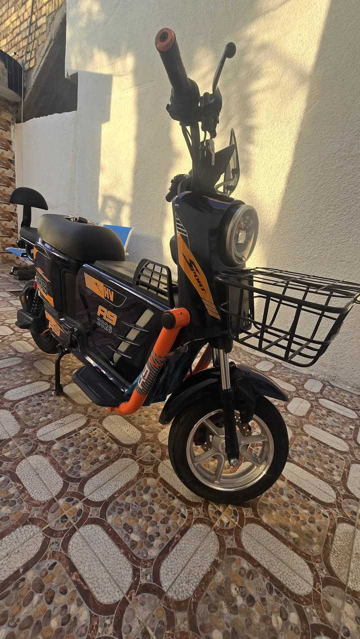 للبيع دراجه R9
نسيته على شحن وخربت البطاريات

جديده قبل 4 اشهر اخذته 
6 بطاريات
عنوان الشطره

***********
