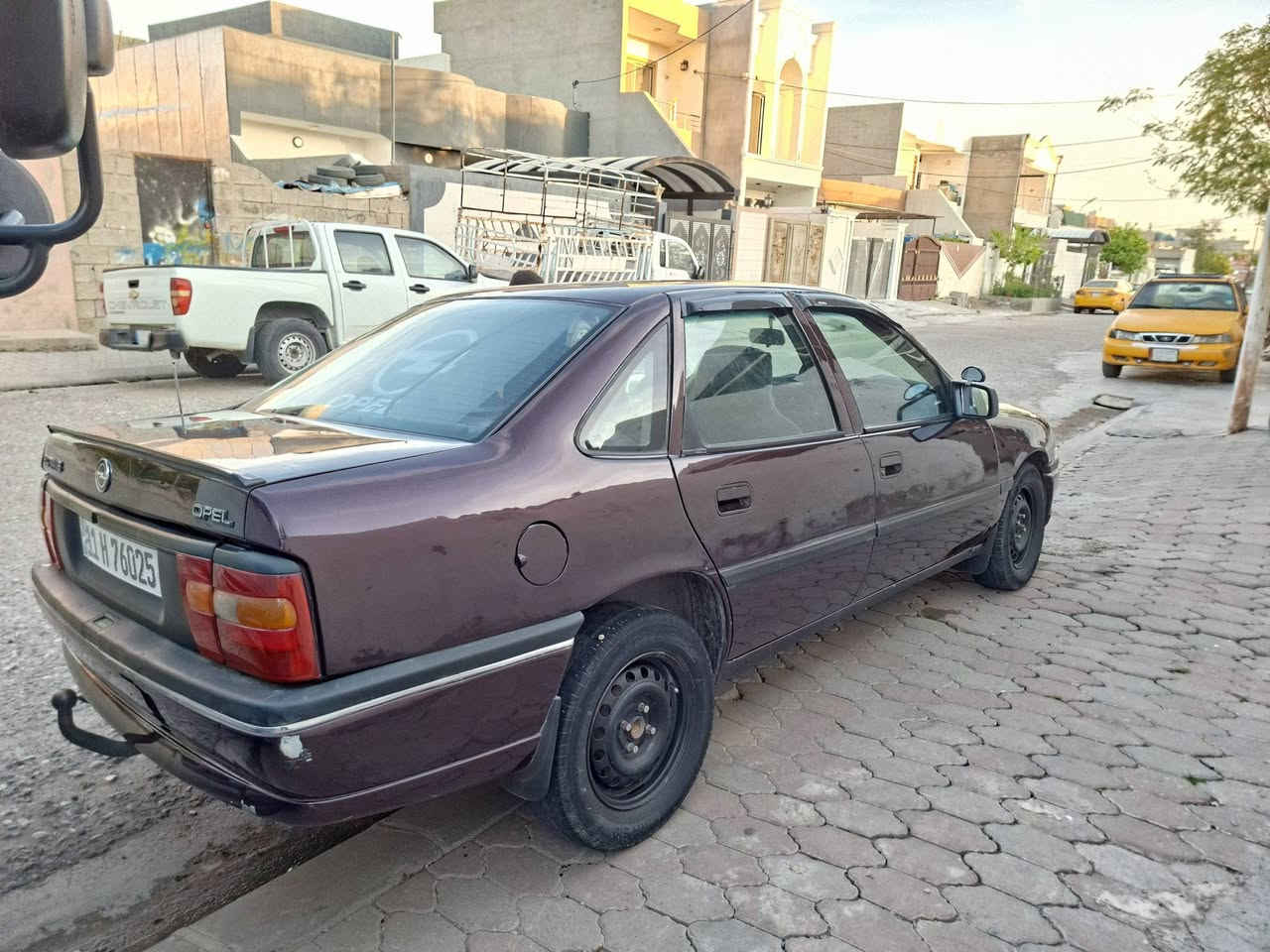 السلام عليكم
اوبل فكترا حجم 18 موديل 93
       بسمي مشروع وطني سنويه لحد 28
               السعر 35وبيها مجال
                  ***********
