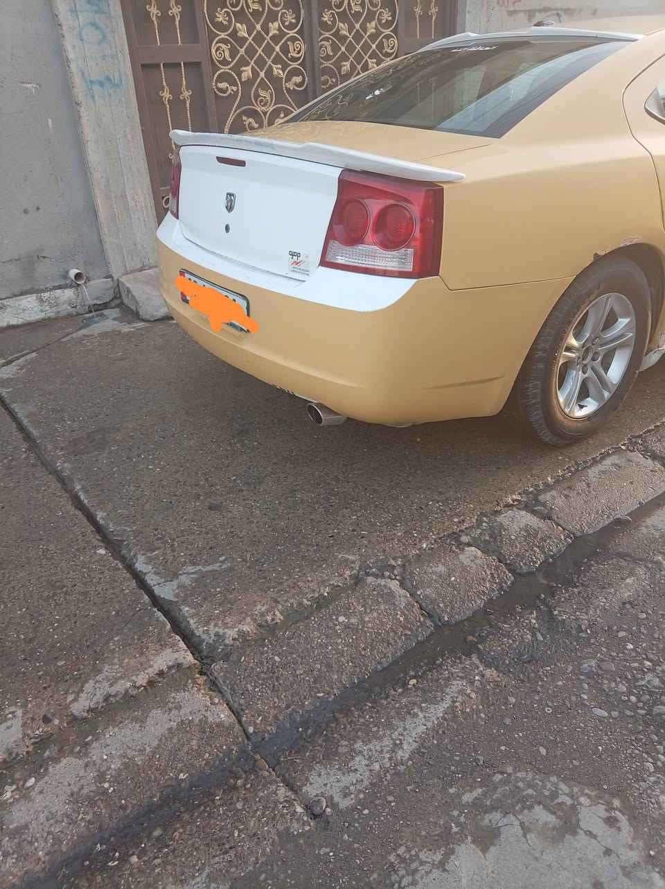 جارجر2010للبيع رقم نينوى انكليزي كامل موصل صاحبها الشرعي بالنجف شرط التحويل خط مسجله  شرط تحويل ماسوي وكاله مكينه وكير شرط بس الشراي يتواصل اذا عندك مراوس ويا يوكن فوك 2009عادي ماكو مشكله... حاليا بالموصل موجوده عليها 800غرامه السعر95ورقه  ***********
