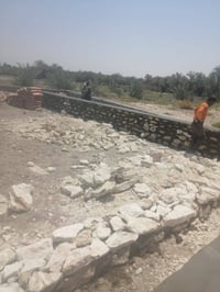 حجر بلوك • مقطوعة • باليومية