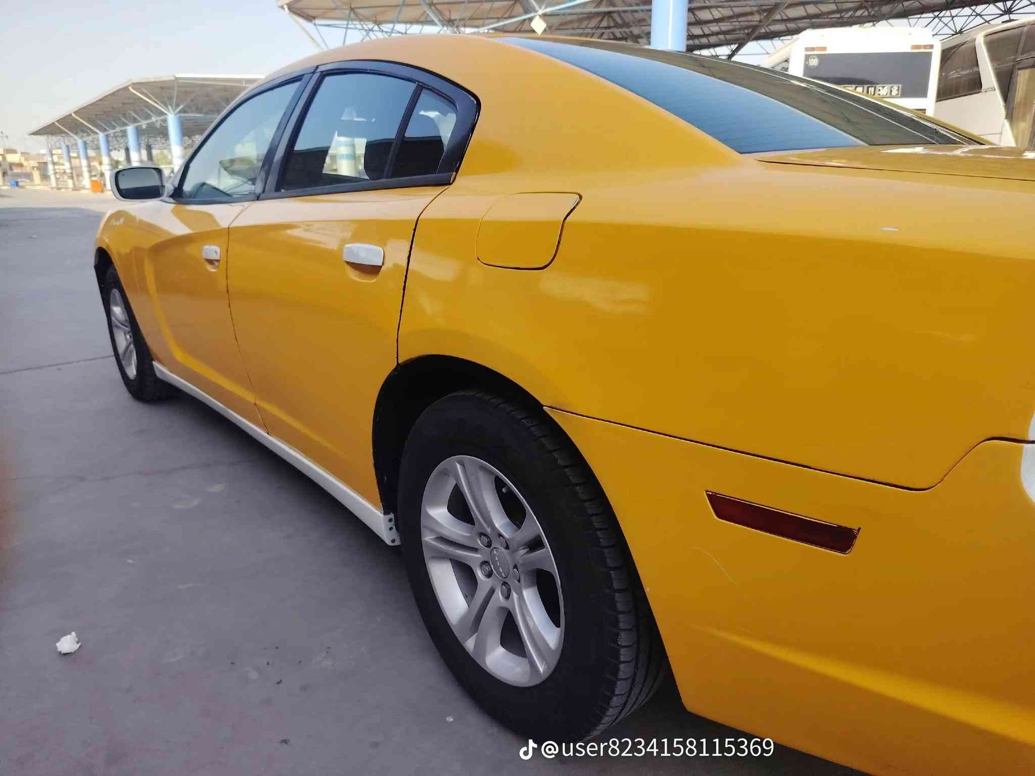 سلام عليكم 
جارجر 2013 جاهزة من كلشي 
 گير بوليسي 
كفاله گير ومكينه وحداديه
خطها / نجف/ بصرة 
السعر130 وبيها مجال 
العنوان / النجف / الكوفة
***********

نص مكتوب في الصور:
- @user8234158115369