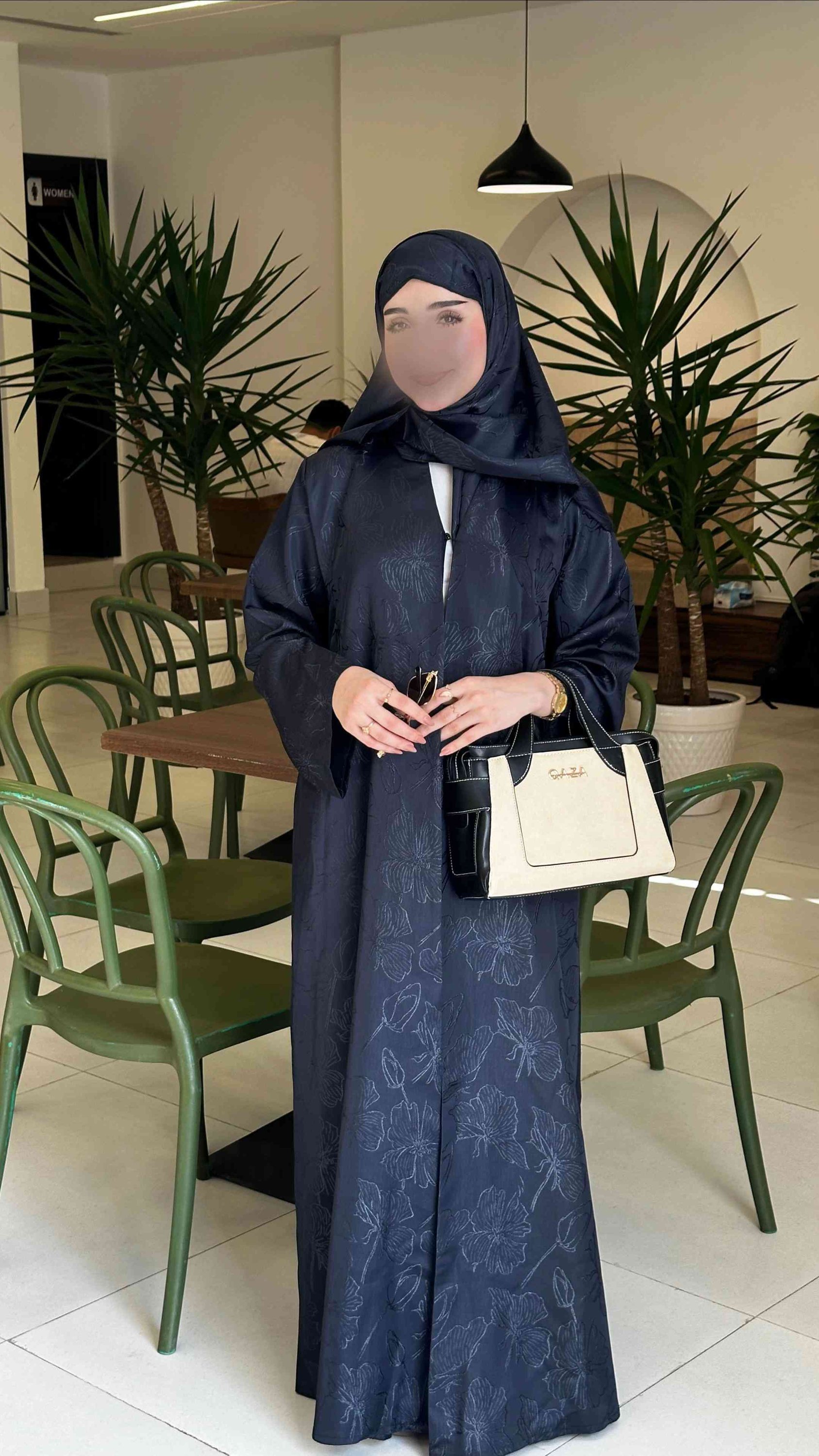 للحجز واتساب *********** #رفل_للعبايات 

