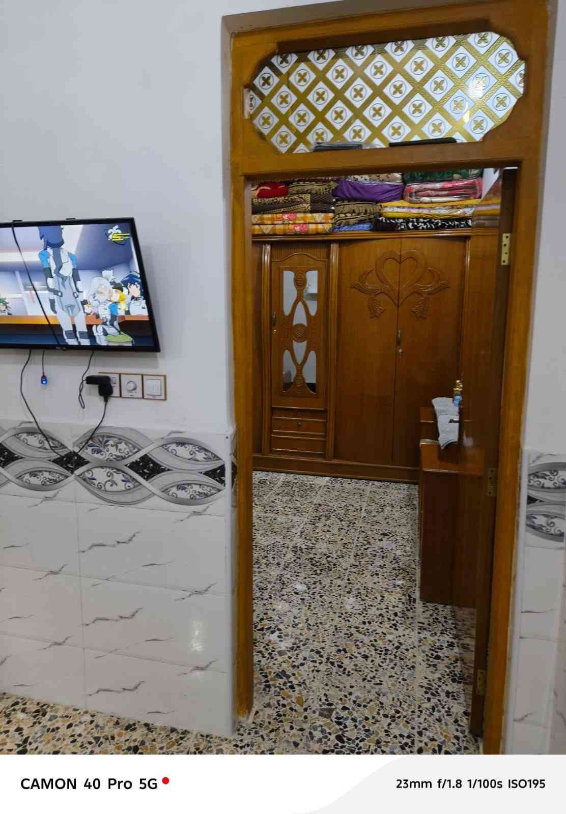 ٤🏠.بيت ١٠٠متر للبيع ب النداء منطقة ٥٨فوك من المدرسة الوردية السعر٧٠مع مجال بسيط بيت جديد.
🔴طابق واحد الاساس صب والسقف صب كاشي وسيراميك. 

🔴يحتوي ع غرفة وصالة ومطبخ واستقبال وصحيات. 

للأستفسار ع هذا الرقم *********** واتساب. 

ملاحظة / يوجد لدينا جميع العروض(ايجار، رهن، بيع، شراء).
٤🏠.بيت ١٠٠متر للبيع ب النداء منطقة ٥٨فوك من المدرسة الوردية السعر٧٠مع مجال بسيط بيت جديد.

نص مكتوب في الصور:
- CAMON 40 Pro 5G 23mm f/1.8 1/488s ISO50
- CAMON 40 Pro 5G 23mm f/1.8 1/100s ISO161
- CAMON 40 Pro 5G 23mm f/1.8 1/100s ISO282
- CAMON 40 Pro 5G
- 23mm f/1.8 1/100s ISO97
- CAMON 40 Pro 5G 23mm f/1.8 1/100s ISO306
- CAMON 40 Pro 5G 23mm f/1.8 1/100s ISO152
- 23mm f/1.8 1/100s ISO195
- 23mm f/1.8 1/100s ISO173
- CAMON 40 Pro 5G 23mm f/1.8 1/100s ISO343