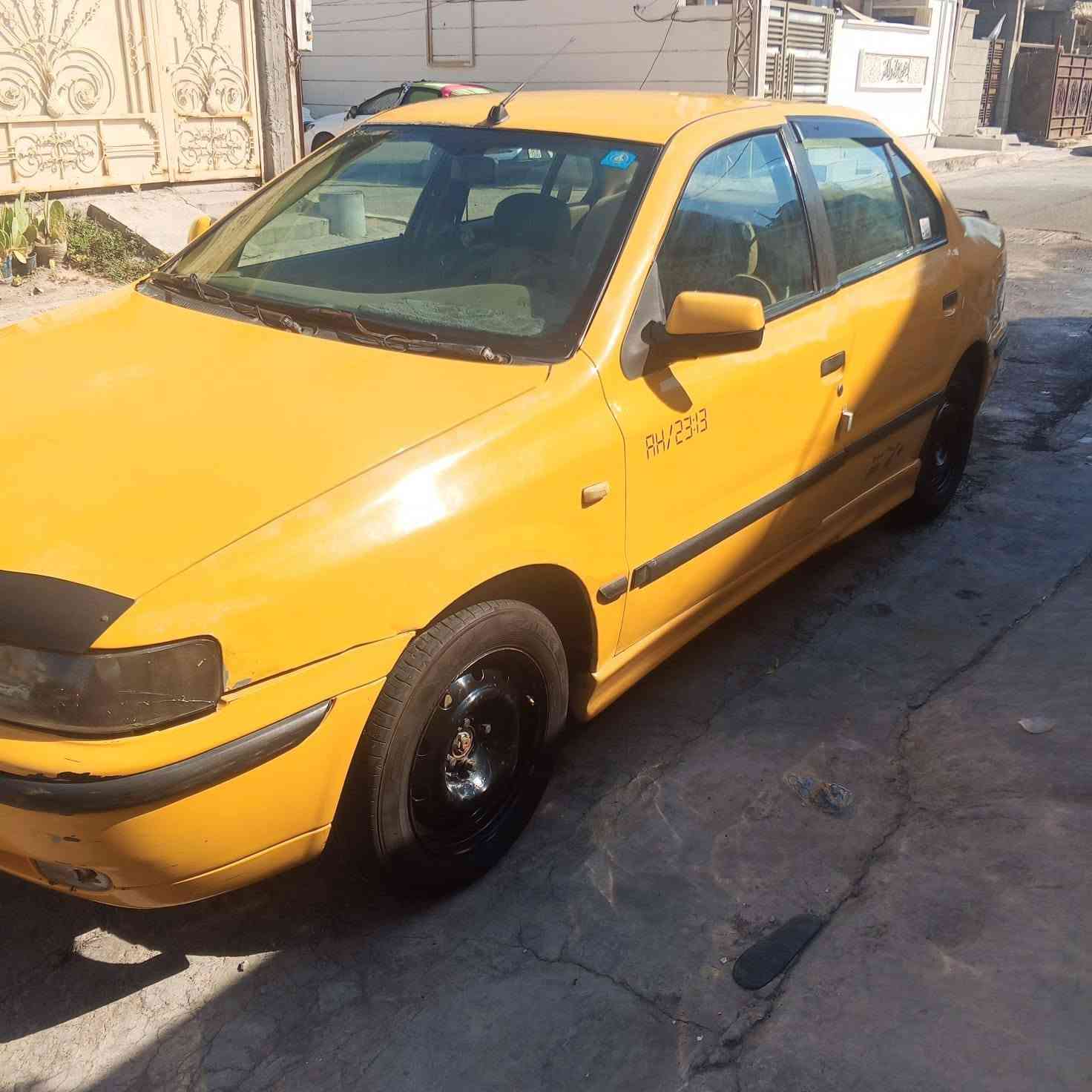 ياالله السلام عليكم
سمند موديل ١١ بأسمي رقم انكليزي تبريد شغال تايرات جدد باتري جديد صدرها حلو بيها ضربه بلجاملغ الامامي عكس السايق وبعده مامصلح مصفره هيئه وغرامات
مكاني بغداد ابو غريب  ***********

