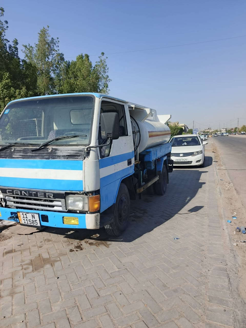 كنتر 3300 بلادي ذرعات بغداد انكليزي موديل 2000 عمليه كامله سحب دفع مكينه وكير مكفولات باتريات جدد كهربائيات جدد وصونده انج ونص عداد الكتروني سياره جاهزه للشغل 
مكاني بغداد حي الجهاد
***********
