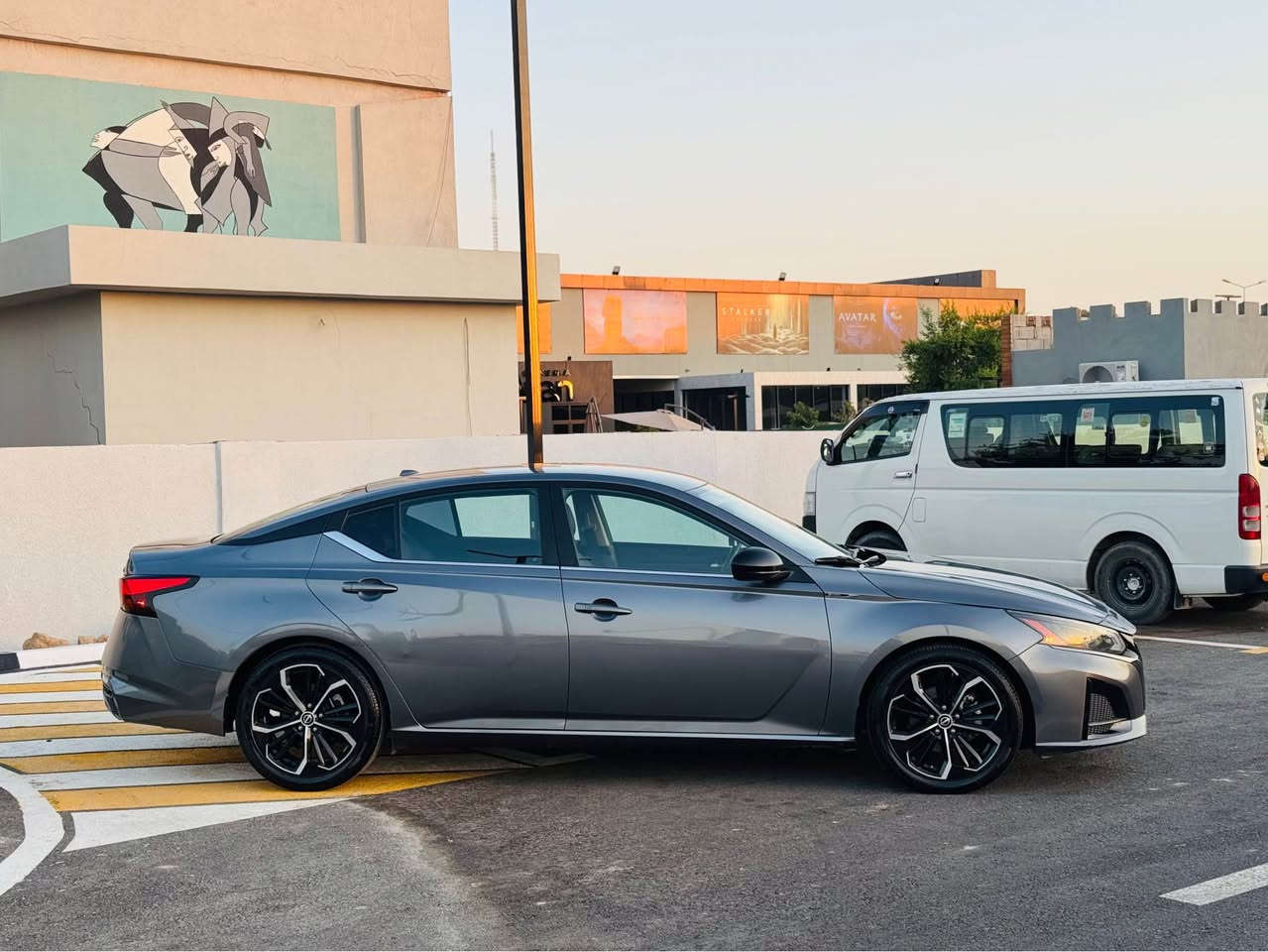 السلام وعليكم
Nissan Altima 2022 SR
محدث كامل من بجم و وياله ٢٠٢٣

فقط بيع بدون مرواس 💙 

حادثها فقط بونيد
مع حالوب خفيف فقط بالسونار يطلع
ماشيه ٦٠ الف فقط
السيارة گير محرك كهربائيات تبريد كله بشرط
رقم سليمانيه بأسمي تحويل ثاني يوم
ناشر صور الحادث وصور السيارة وصورة السونار

السعر قفل قفل ١٣٩ ورقه 

*********** كالار, السليمانية
