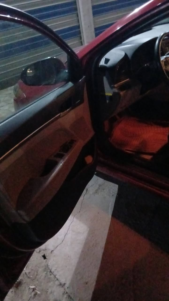 السلام عليكم  النترا ٢٠١٨ حادثها جاملغ خلفي بدون داخل سعرها شده و٥ بيها مجال مكاني بابل ***********
