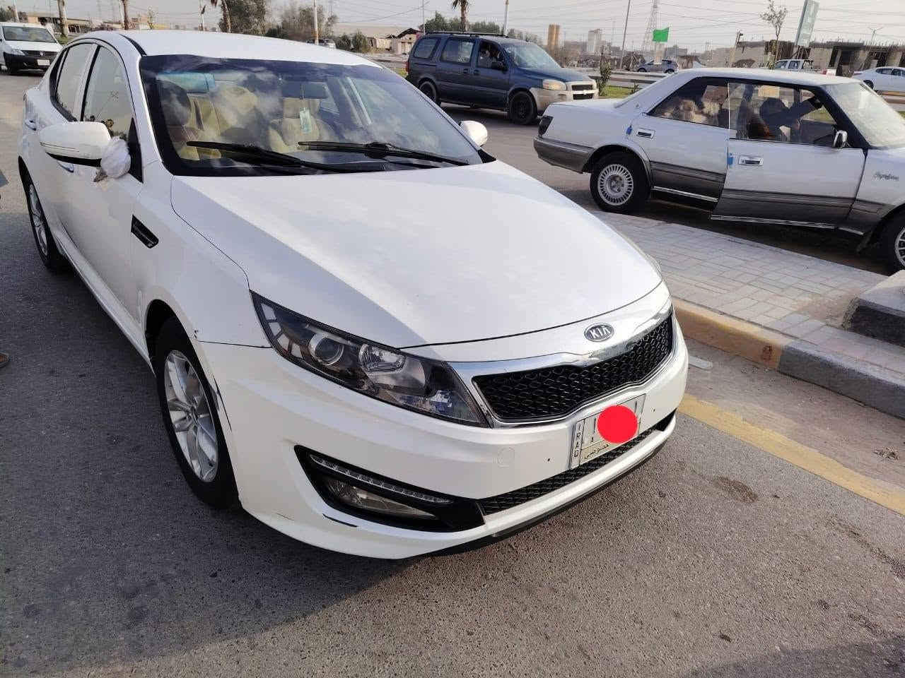 السلام عليكم اوبتما موديل 2013 وارد خليجي سيارة خير من الله سياره نضيفه تخم تاير حداديه تبريد ثلج 🥶 كير ومكينه مكفولات رقم قادسيه بسمي دولي حادث جاملغ فقط السعر 118وبيه مجال قليل    مكان واسط مركز المدينه رقم الهاتف ***********
