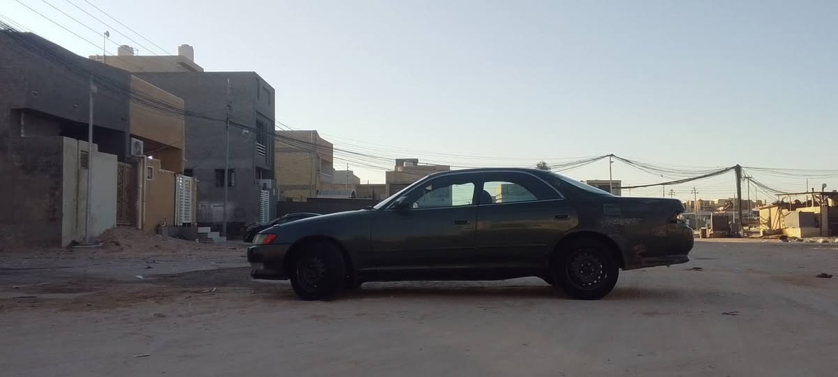 سلام عليكم مارك تو لل بيع سياره مكفول من كصه ومن نقل جثه حداديه ومكينه وكير جديدات سياره مكينه ونجي سياره موديل 92سياره جاهزه تبريد محور مال ملكه سعر 56رقم جهاز ***********
