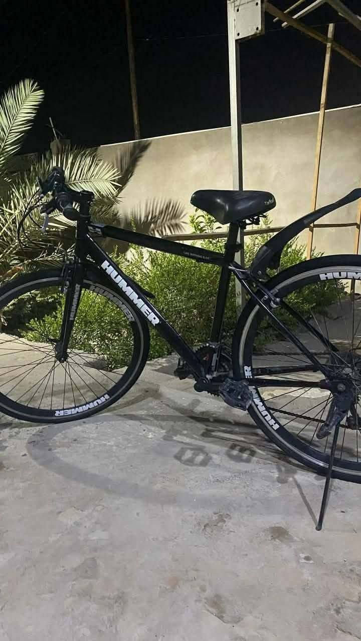 بايسكل يجي ب 6 مكاين خلفي مكينه عقرب
والامامي 3مكاين .
تبديل لمكاين يكون مزودات سرعه بستيرن لايمن لخلفي وايسر لامامي
حجمه 28 رياضي
لبايسكل مخصص لسباقات
بايسكل نضيف
لايت 
هورن 
ستاند موبايل
ولبايسكل ياباني باله ما مبدل بي اي قطعه كل قطعه اصليه . وما بي اي نقص كامل 
لبايسكل لونه اسود فخم 
يجي ويه لبايسكل جاملغات خلفي وامامي 
سعره 170 وبي مجال مكاني النجف

واتساب ***********
