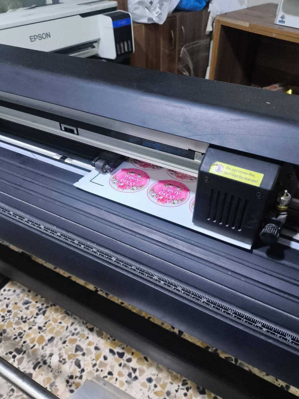 طابعة L1800 A3 • ليزر رايكوس 30واط • بيع مستعجل