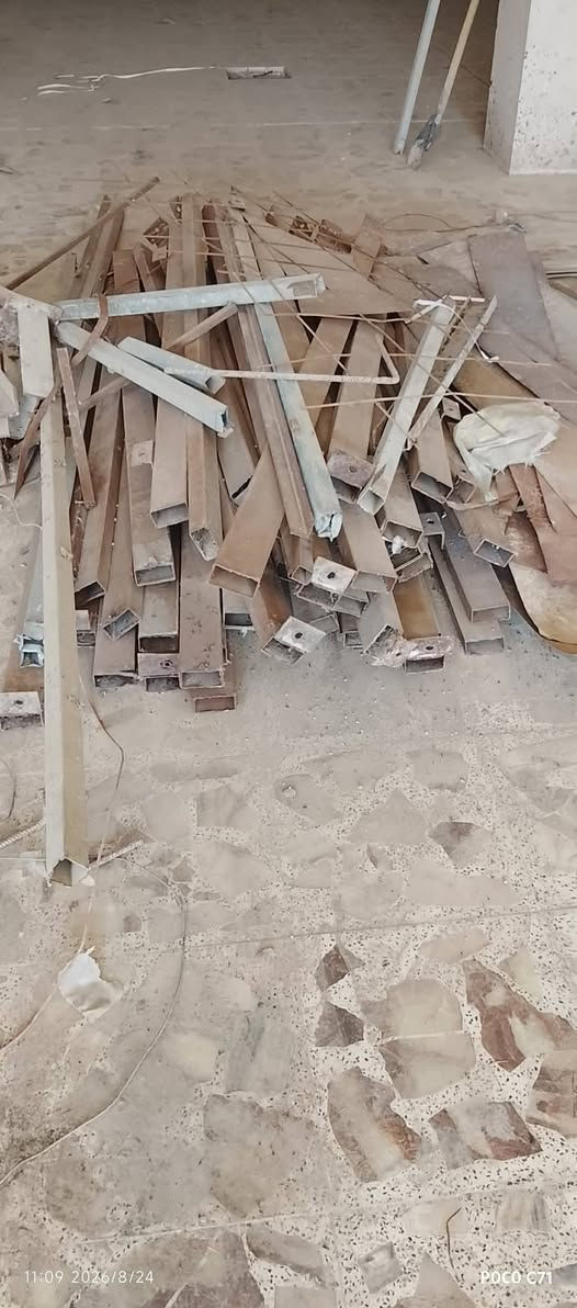 حديد شخاط و رفات وميوزه المنيوم 
 المكان 36 السماوة
***********
