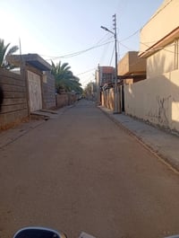 بهرز نزلة علي الهادي • ١٦٠م • دار طابقين