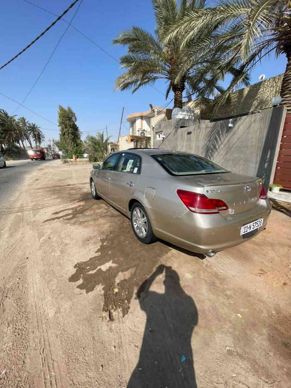 للبيع افلون 2010 فول مصبوغه عام جاهزه السعر 67 وبهه مجال لطيين ***********
