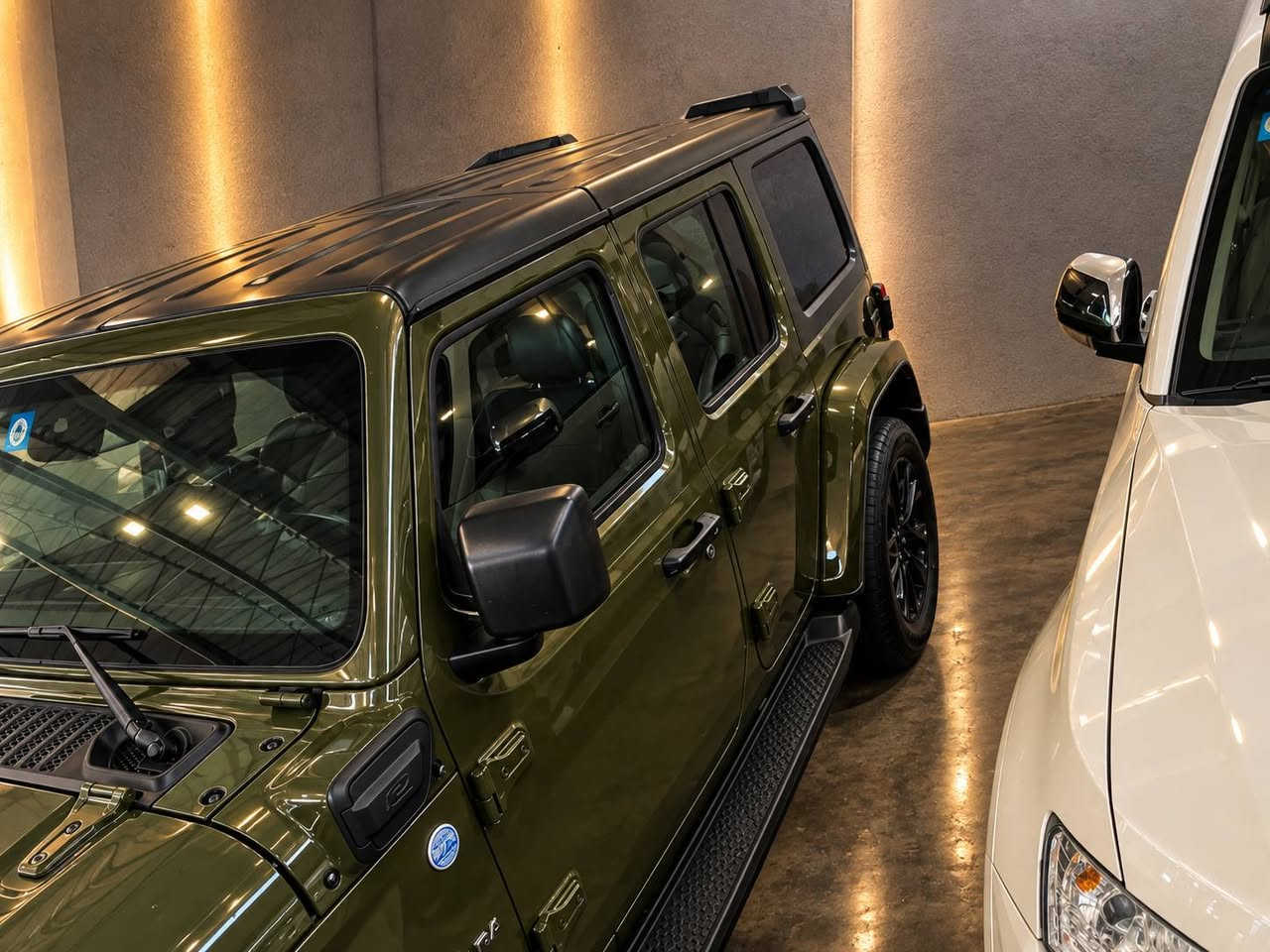 🚙 للبيع جيب لانكلير موديل 2022
🇺🇸 وارد أمريكي
⚙️ محرك 4 سلندر هايبرد (هجين) + بنزين
✨ السيارة نظيفة جداً بمعنى الكلمة
✅ مواصفات كاملة
✅ لا ينقصها شيء
🙏 والحمد لله بحالة ممتازة

💰 السعر: 28,000$

📞 للاستفسار:
***********
