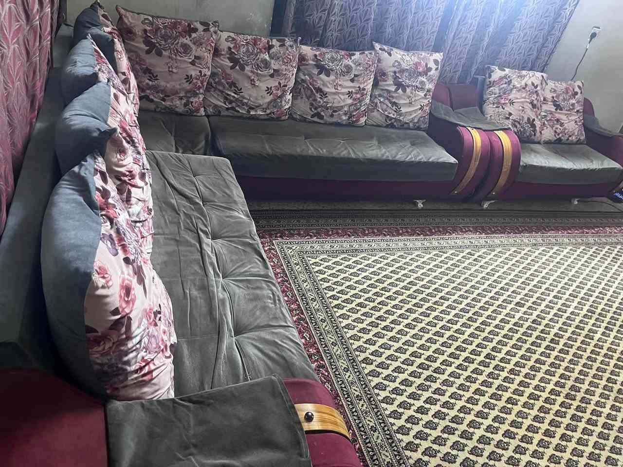كنب • سعر مناسب • للبيع