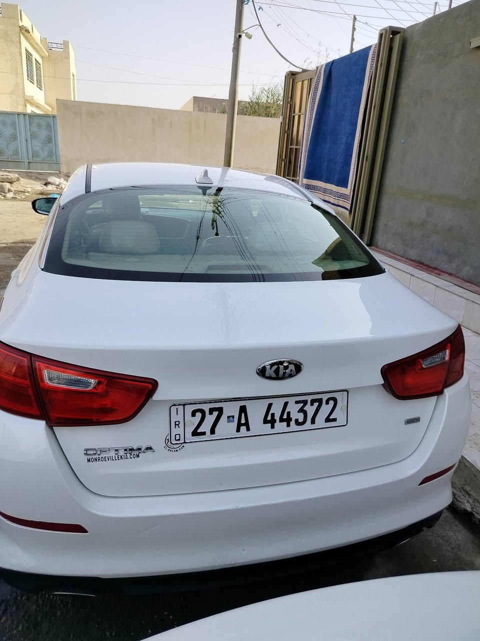 اوبتيما 2014 امريكي
مكينه 2400 GDI
مبدل بيهه 3 قطع جاملغ ايسر وايمن وباب سايق وصبغ بلكصه مال بنيد 
للاستفسار اكثر ***********

