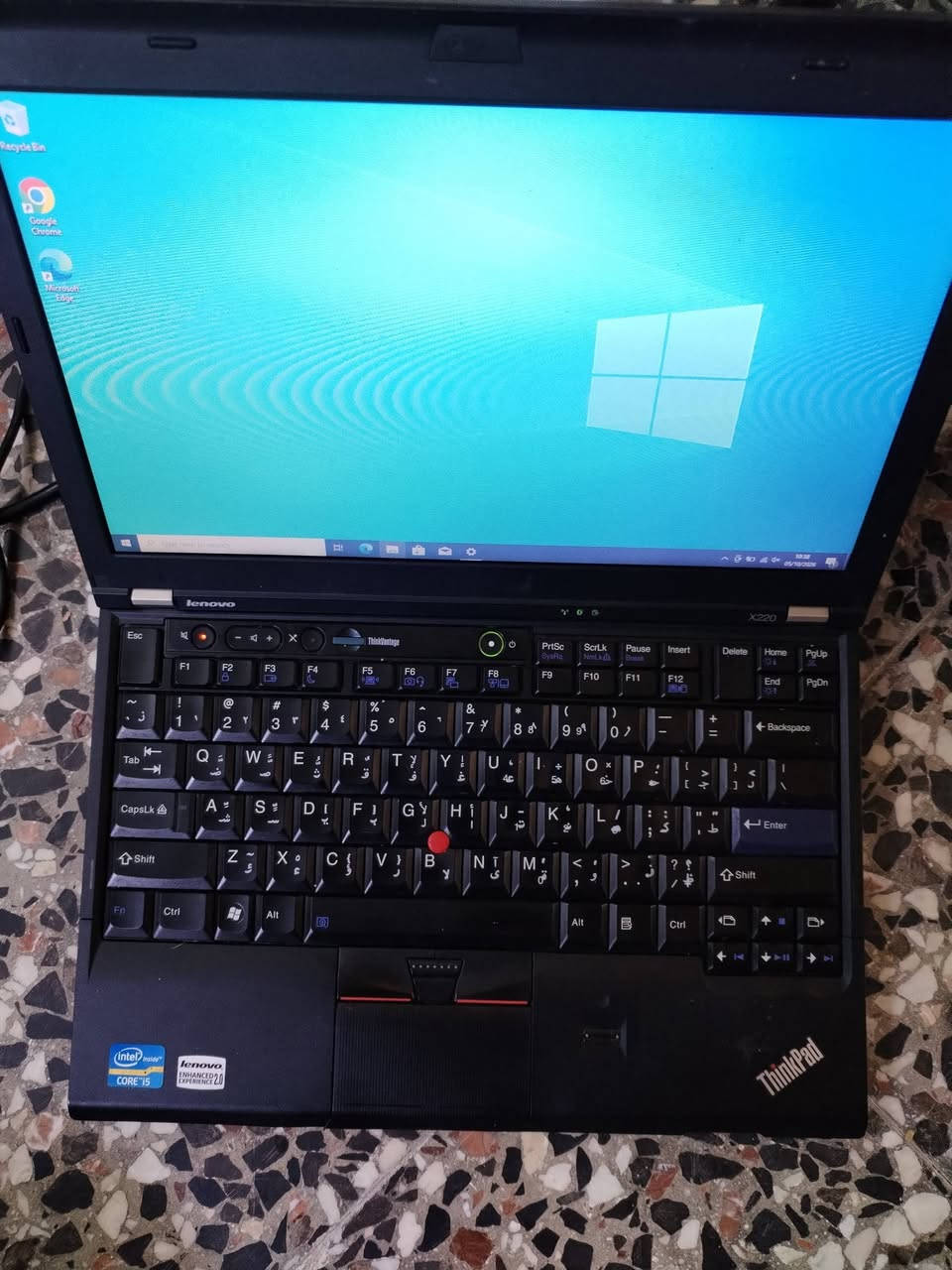 لينوفو ثينكباد • كور i5 • ٤ جيجا رام