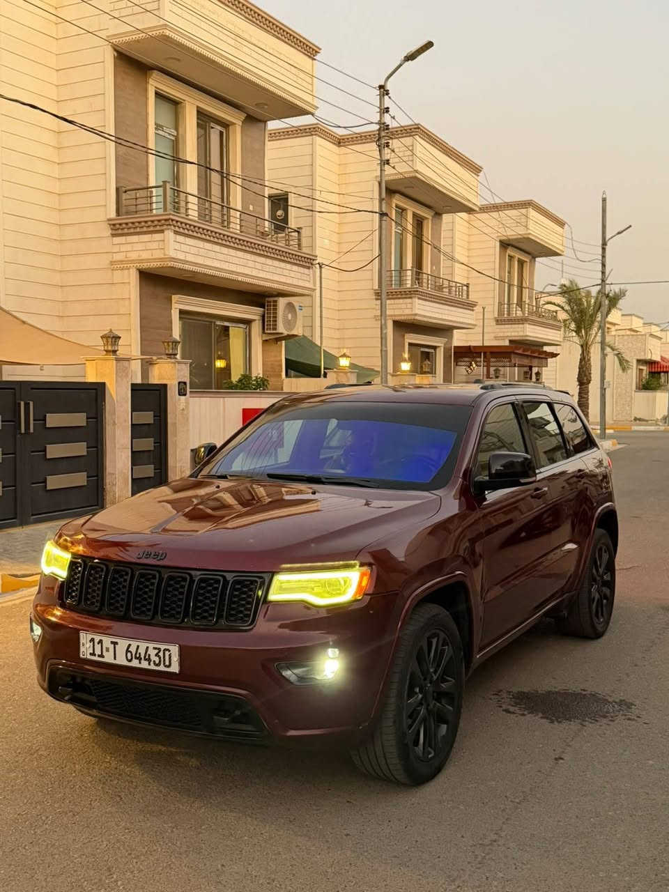 �

🚙 جيب شيروكي للبيع او مراوس بجارجر 3600 الون ابيض 🚙

▪️ الموديل: 2016
▪️ اللون: كرزي 🍷
▪️ الرقم: بغداد دولي
▪️ الملكية: باسمي وتحويل مباشر
▪️ المكينة 3600  والكير: خير من الله

✨ المواصفات:
🔹 شاشة كبيرة
🔹 داخل جلد بيج
🔹 سيارة مرتبة وجاهزة للاستعمال

📞 للاستفسار ولمعلومات أكثر، الاتصال على الرقم التالي:
***********
