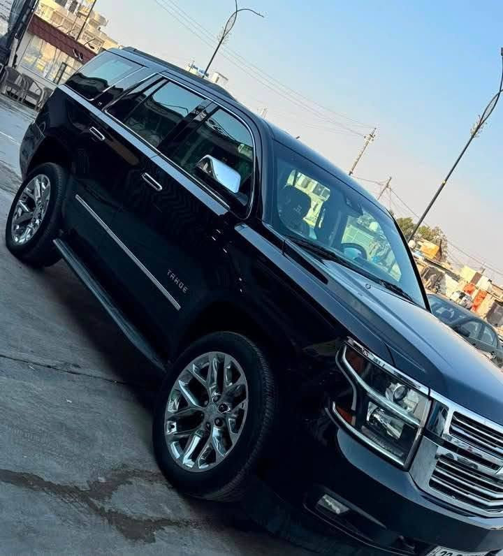 تاهو 2017 Lt (خليجي ) 
بدون صبغ بيها بوارد بسيطه
ماشيه 109 كيلو متر
رقم اربيل   
المواصفات :
-فتحة سقف (سلايد)
-تشغيل عن بعد 
-كراسي كهرباء 
-سكليتر كهرباء 
-كرسي هزاز (تحذير الرادار )
-رادارات (امامي وجانبي)
-تحديد مسار 
-حساس خلفي 
-كامره خلفيه 
-جنطه كهرباء
-شاشه قاصه 
-شاشه خلفيه بالسقف 
-ثلاجه 
-حجم المكينه 5300 
وبعد بيها مواصفات الفول

السعر 315 ورقه 

مكان السياره حي اور فلكه صباح الخياط

للاستفسار اتصل *********** بغداد, العراق

