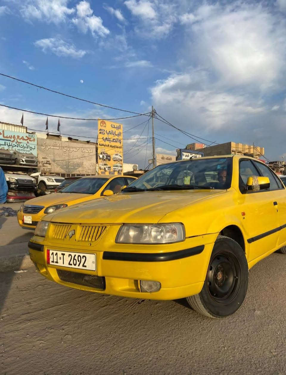سمند موديل 9 رقم بغداد بسمي مصفره على اخر حبايه مامطلوبه سنويه الا30جديده السياره بيه رنكات فقط والتبريد عاطل والباقي كله شغال سعر السيارة 23وبيه مجال قليل مكان السيارة حله مركز المدينة. رقم الهاتف ***********
