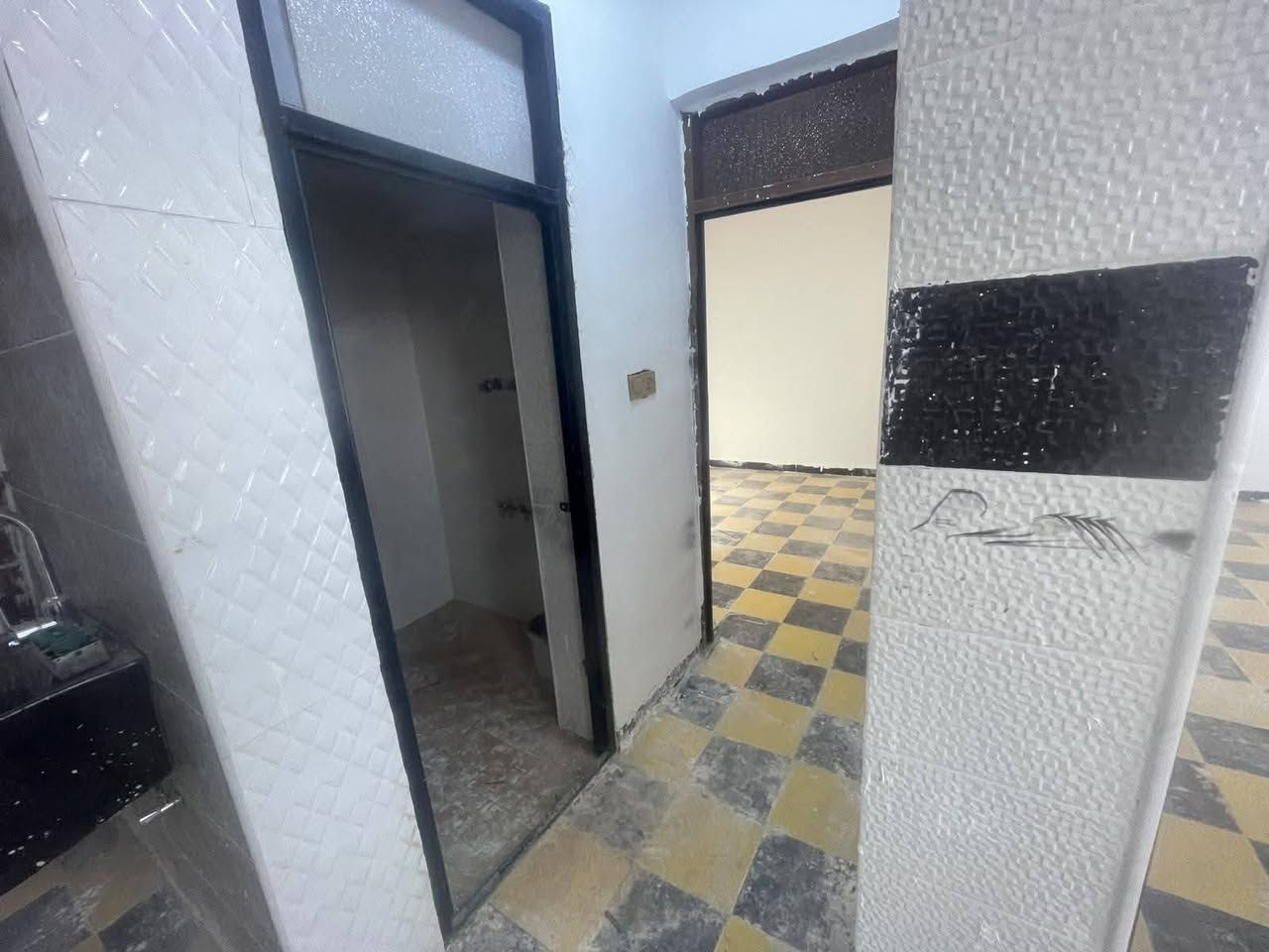 🏠 شقة للإيجار – بستان عزيز

📍 الموقع: بستان عزيز، قريب على شارع الإسكان – خلف الجملونات

✨ شقة جديدة ولم تُسكن سابقاً، أنت أول ساكن بيها
📐 المساحة: 100 متر
🔹 جاهزة وكاملة الخدمات

⭕ المطلوب: عائلة صغيرة
⭕ الأفضلية للموظفين

📞 للاستفسار:
***********
