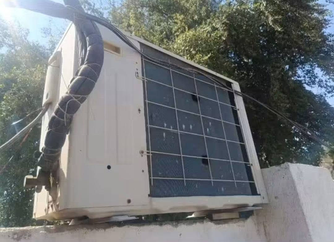 سبلت ابو طنين
وسبلت ابو طن ونص
وسبلين ابو طن
وقطعه داخليه بدون جارجيه
وقطعه طنين كتنوريه بدون خارجيه
ع شغل تجي تفحصهن وتتكد منهن لا مصلحات ولا داخلات تصليح
مكاني بغداد رقمي. ***********
