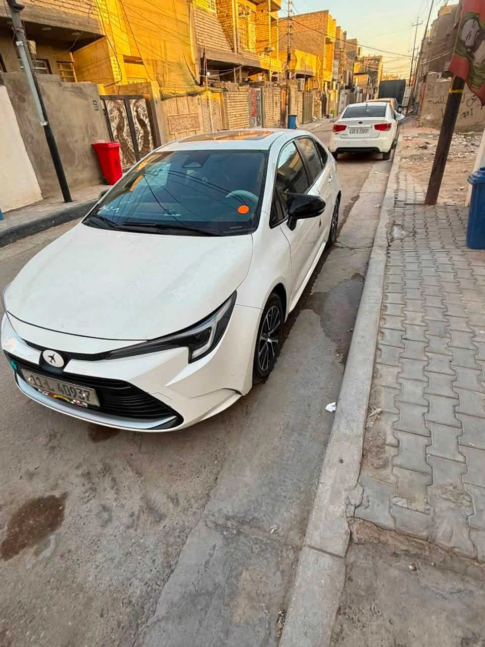 سلام عليكم 

تحية طيبة لجميع الاعضاء

كورلا هايبرد موديل 2024 فول مواصفات 1/1 ماشية 44 قابل 

للزيادة لون ابيض رقم بغداد  الدولي تحويل ثاني يوم 

المواصفات 

داخل احمر جلد

كشنات جلد لونين

فتحة سقف سلايد روف

بصمة تشتغيل وابواب

محرك 1800

رادار امامي شاشة +كامرة

لد نهاري 

تبريد قطعتين
 
وبعد بيه مواصفات
 
سيارة نظيفة كلش
 
السعر 148 وبيه مجال 

الاتصال على الرقم 

***********
