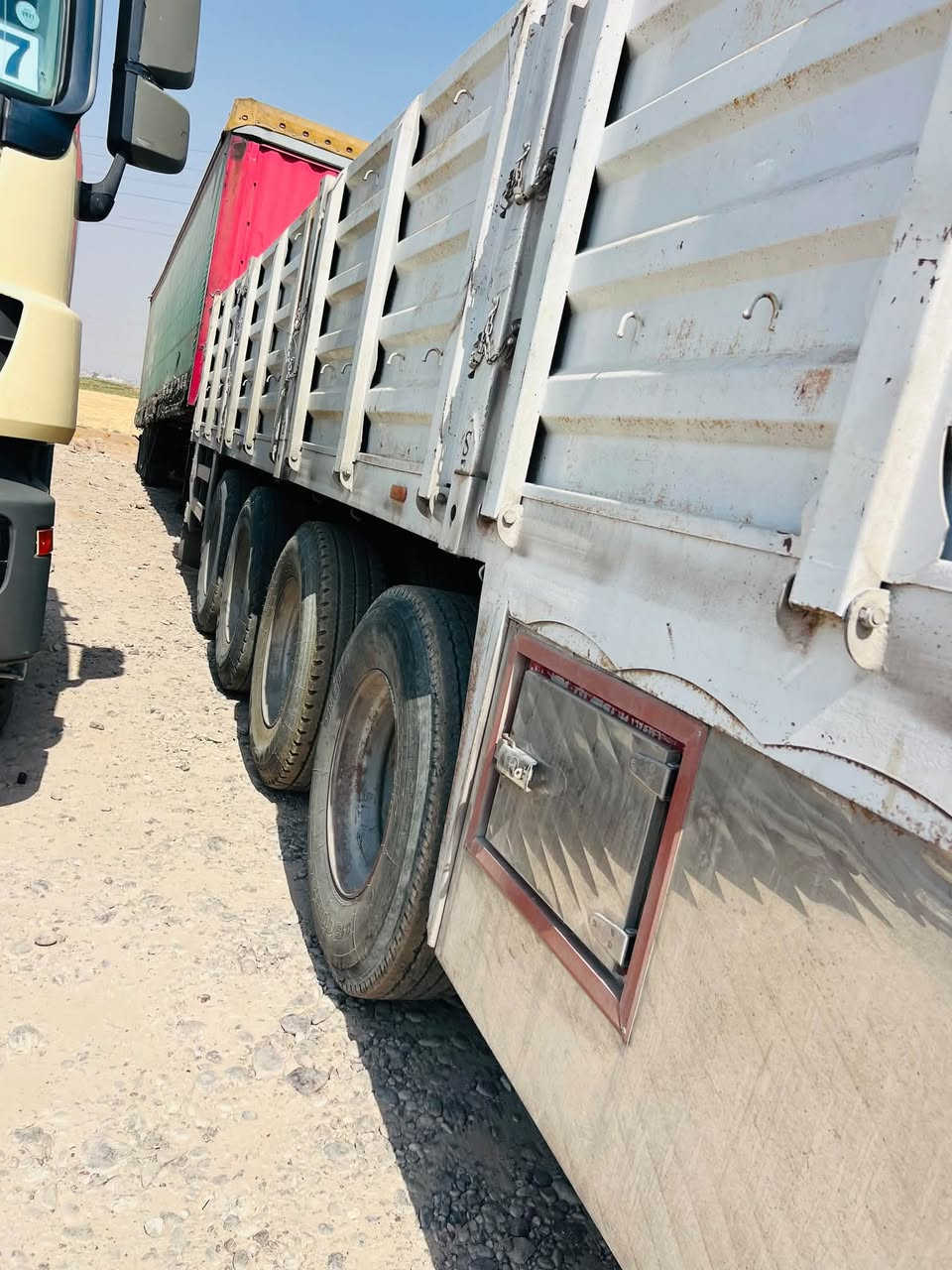 معرض الشرق الأوسط 

عربانه شاكر حداد 
موديل 2018
أربع 4️⃣ محور 
تاخم طايرت 
فك و ربط أربيل 
تحلوه كامل 
السعر 155 بيها مجال 
عنوان أربيل اسكي كلك 
***********
***********
