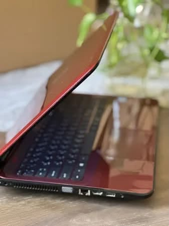 متوفر للبيع لابتوب Hp
نظافة 95‎%‎
حجم الشاشة 15.9 الكبير 
شرق اوسط وليس أمريكي 
لون ماروني مميز 
مع جنطه وشاحن 
المواصفات 
Core I 5 الجيل السابع
رام 4 كيكا بايت 
الهارد 500 كيكا بايت 
كرت الشاشة 4 كيكا بايت 
دقة الشاشه 144 هرتز full HD 

للحجز والاستفسار 
المراسلة أو الاتصال أو زيارتنا للمكتب
ستوديو ومكتبة احمد اللهيبي 
*********** 
واتساب متوفر
