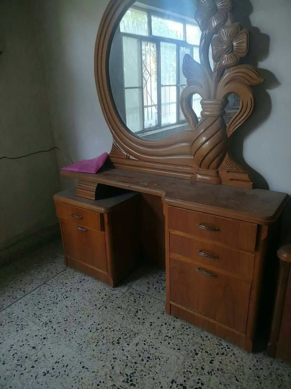 غرفه • قفل • للبيع