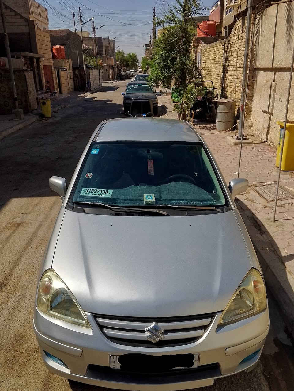 سلام عليكم سياره سازوكي نضيفه كلش او حلوه خير من الله حته تبريده شغال محرك خير من الله محرك بلادي دواخل او خوارج حلوه مصبوغه عام جمليه بس رعيه موجود بل بصره بل كزيزه رقم نكليزي سنويه ال 29 
عنوان كزيزه شارع العريض الرقم ***********
