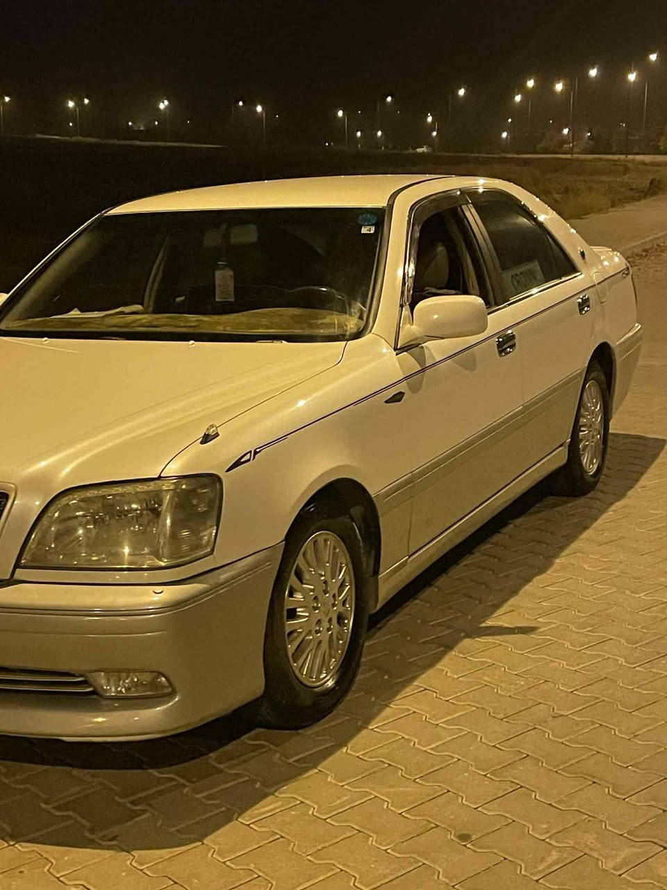 سلاوی خواتان لێبێت مەلیکە مۆزی 2003 گێرو مەکینەی بە شەرت 250 مەسرەفی نییە 4 دووگمەیی فول بەس سلاید نیە بەس شوێن موسی بۆیاخە مەکینەیی 175.tb کۆدی بۆ کراوە...ڕەقەم تەلەفون   ***********
