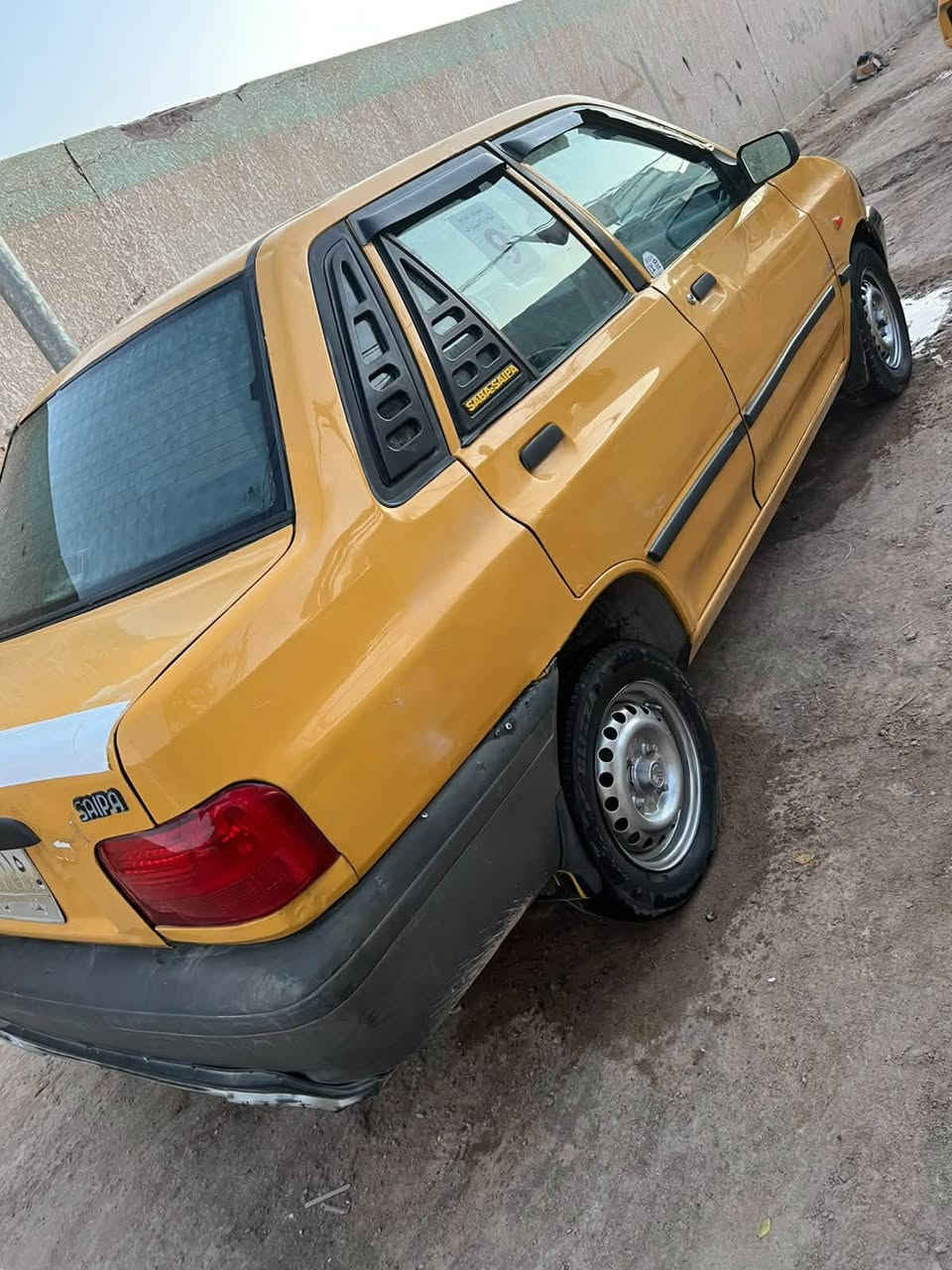 سايبا موديل 2011 السياره بدون حادث وتبديل كير ومحرك مكفولات وشواصي بلاديه وتبريد شغال رقم الماني بغداد ومخصصين رقم انكليزي هيئه وغرامه مصفره تحويل ثاني يوم للاتصال *********** سعرها 21 وبيها مجال بسيط مكانها النجف الاشرف
