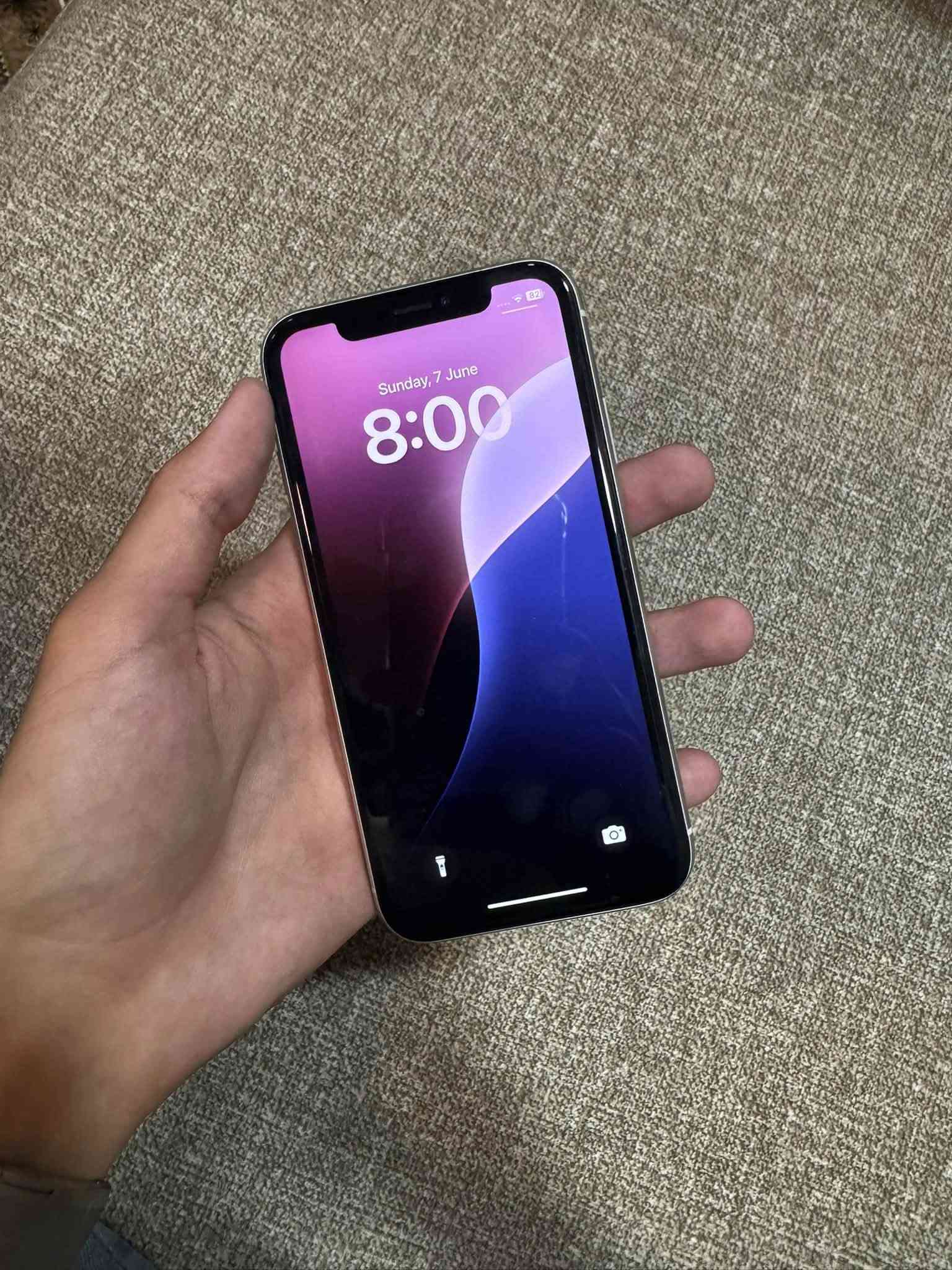 ايفون xr للبيع
بطارية 80
ذاكرة 128gb
جهاز نضيف مثل ما واضح بالصور
شاشة مبدلة اصلية
سعر 120 الف
مكاني موصل 
للاستفسار تواصل واتس اب على الرقم:
***********
***********

نص مكتوب في الصور:
- 8:00 82 Battery Battery Health & Charging Phone batteries, like all rechargeable batteries, are consumable components that become less effective as they age. Learn more... 80% Maximum Capacity This is a measure of battery capacity relative to when it was new. Lower capacity may result in fewer hours of usage between charges. Peak Performance Capability Your battery is currently supporting normal peak performance. Optimized Battery Charging To reduce battery aging, iPhone learns from your daily charging routine so it can wait to finish charging past 80% until you need to use it. Optimized Battery Charging is off until 6:00 AM.
- 8:01 82 < Back iPhone Storage 23.23 GB of 128 GB used iPhone 104.77 GB Applications iOS System Data RECOMMENDATIONS Enable iCloud Photos Automatically upload and safely store all your photos and videos in iCloud so you can browse, search, and share from any of your devices. Enable Offload Unused Apps Automatically offload unused apps when you're low on storage. Your documents & data will be saved. Size < TikTok Last used: 21/03/2026 1.32 GB > Gmail Last used: 17/03/2026 700 MB > Instagram Last used: 21/03/2026 524.7 MB >