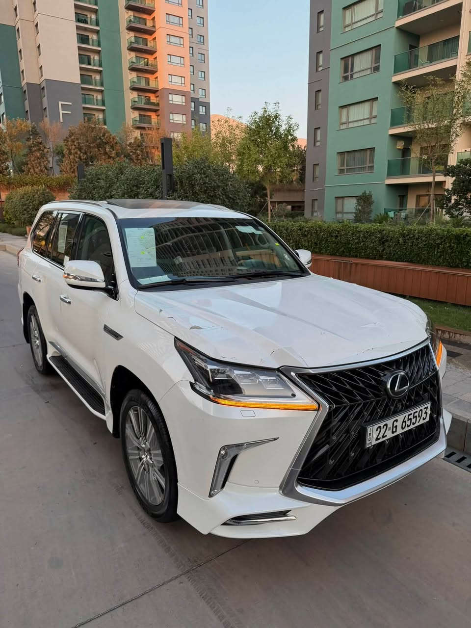 Lexus.570LX.2017. 🔚 بريم اصلى🦅.✅
لكــزز هيبـة الشـوارع 🧿

ملاحظات:-
صبـغ ❌
بدون شخط
بدون رصعات
بدون صبغ
بدون رمل 
حتى دعاميات ولحية بدون صبغ
لله الحمد سيارة زيروووو

سيارة كلش حلوة نظيفة مرتبة لوك لوك 
___ماشية 72 الف❇️
ماشية بشرط فحص كومبيتر 
سيارة باقية عل نظافتها لوك لوك 
كل جسمها بشرط سيارة باقية نظافة زيرو
.....

سعر 565$
موديل2017
حجمً المحرك.5.7🦅
ماشية.72 الف.
سبير منازل♻️
••••••••
محرك كير بشرط لحد شهر
هزة براد سنوية  جديد
رقم دولي جديد 
والسيارة باسمي تحويل مباشر❇️

.-.-.-.-.-.-.-

مواصفات ساس بريم اصلى LX570💫

سلايد
داخل احمر 
ثلاجة
صندوك جك 
كشـن تبريد تدفئة 
ستيرن كهربائي 
شغال 
رادار امامي 
كامرة 
حساس 
خمس كامرات
راس DVD
دبل اكسل 
كامل زينون 
ستة سيدي
يدات بصمة
مرايات كهربائي 
ستيرن وكشت خزن
رادار شارع
دبل هواء 
بخ ماء
كشن جلد 
تحديد سرعة
بنزين ECO
شاشه لمس
تبريد مركزي
وبعد وبعد….

سعر.565قفل.$
***********

