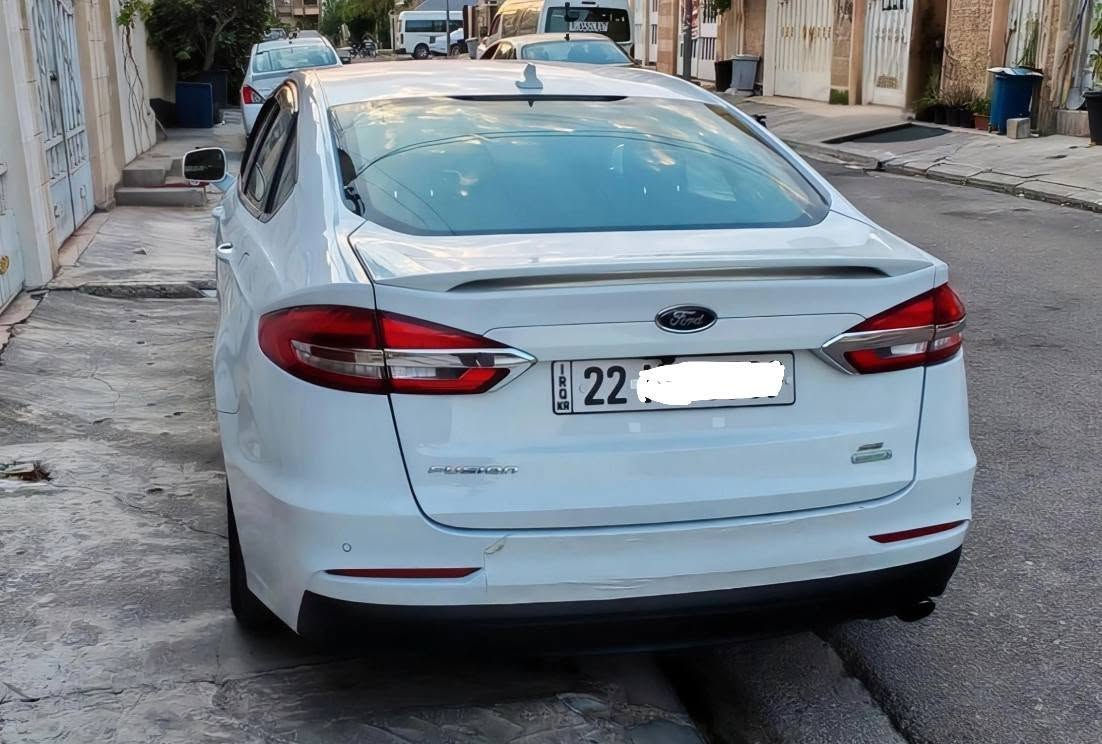 فورد فيوزن 2019 محرك كير كهربائي تحويل كل بشرط ، محرك 1.5توربو ببانزين نورمال ماعند اي مشكلة ،قطعتين بدون داخلي ، ايرباك ستيرن سيستم ، سيارة مال بيتي مابي دينار مصرف ، صار 5سنوات يمي ، رقم جديد حتی 2030‌ با اسمي ، فول موصفات ماعدا فتحة ، 
موصفات :
رادار خلفي
رادار امامي 
تبريد مركزي
كير ماوس
كشنات امامي كهربائي
بريك بصمة
شغال عن بعد ريمون كونترول
بصمة
تحديد خطوط طريق
تحديد سرعة
تحكم ستيرن عل طريق
كاميرات امامي و خلفي 
دعامي خلفي حساس
بريك اوتو
اربع جامات كهربائي مع سويج
سويجين ريمونت كونترول بلادي
لايتات اوتوو ليد 
مراية داخلية حساس
و موصفات اخری
يطلب 110$بي مجال بصيط ،
تحويل او وكالة نفس اليوم ، اشتريت قبل 5سنوات علی شحن ، زيت محرك و هيدروليك كير جديد ، اربع طايرات جديد ، مكان السيارة اربيل ، للمعلومات اتصل واتساب *********** أربيل, العراق
