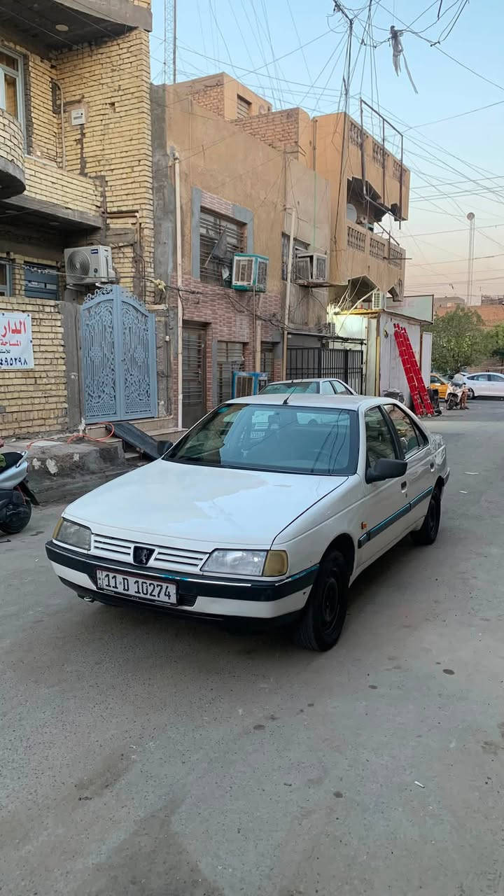 بسم الله الرحمن الرحيم 
اللهم صل على نبينا محمد وآله الطيبين 
بيجو glx405 بغداد الأنكليزي وهزه جديد باسمي 
ارضيه جلد داخل مرتب محرك فرنسي بلادي تبريد ثلج كمبريسر فرنسي 7 بستم 
السعر 37 بي مجال مكان السياره بغدادالطوبجي قرب دائرة مرور الطوبجي ***********
