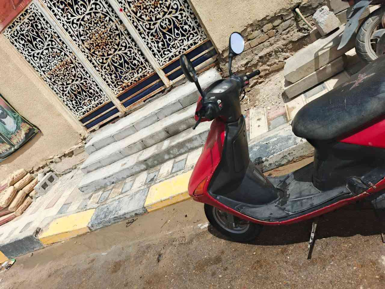 السلام عليكم دراجه فراشه للبيع الدراجه كامله مابيه شي نكره سلف مابيه نقص مكاني سوك الشيوخ السعر (250) وبيه مجال *********** متواجد وتساب اذا مو شراي لا تجي وتعبني+ ما اتواجد بل مازنجر فقط وتساب ♥️
