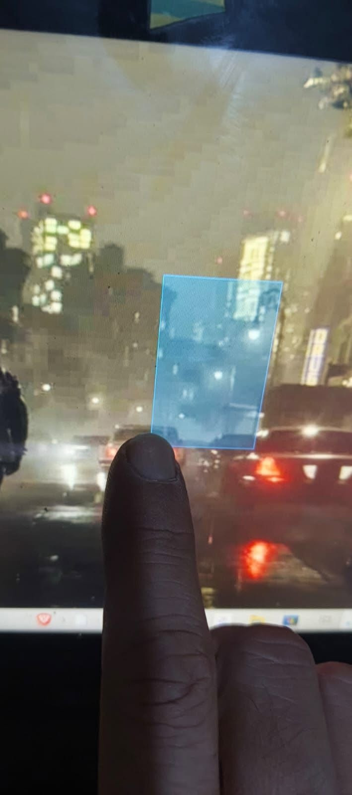 شاشة لمس ١٢ FHD • رام ٤ جيجا • ٢٥٦ جيجا SSD