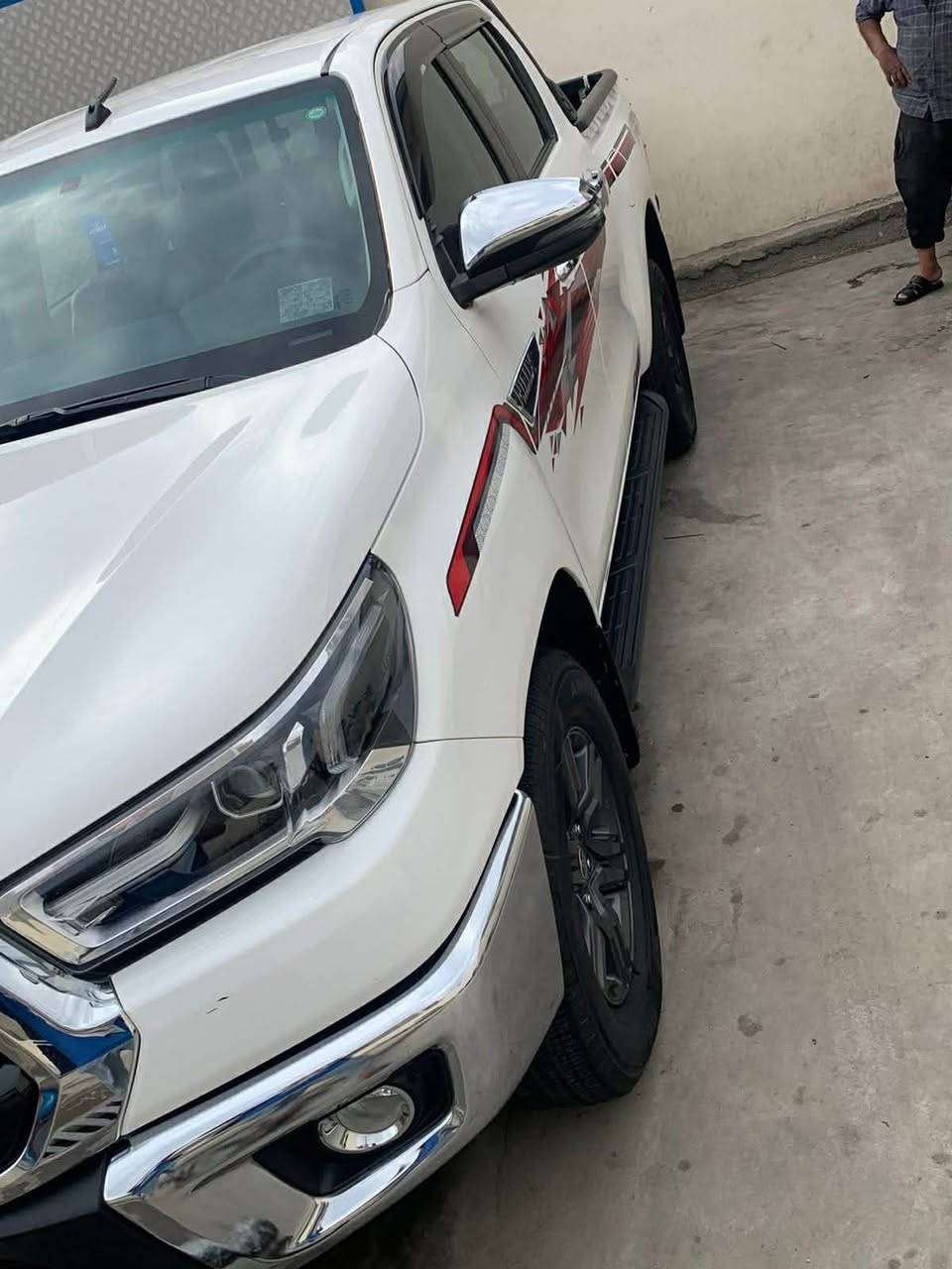 هايلوكس 22ساز رقم بغداد باسمي تحويل مباشر رقم مميز حلو كفاله عامه من الصبغ والبارد السياره نصيفه بصمه تشغيل بصمه ابواب مري قلاب تبريد قطعتين كير محرك كفاله بوضع الشركة ماشية 69الف حقيقي السياره محافض عليها  تخم تاير جديد قبل 10ايام شديته السياره مكانها بغداد السعر 305وبيها مجال بصيط    ***********
