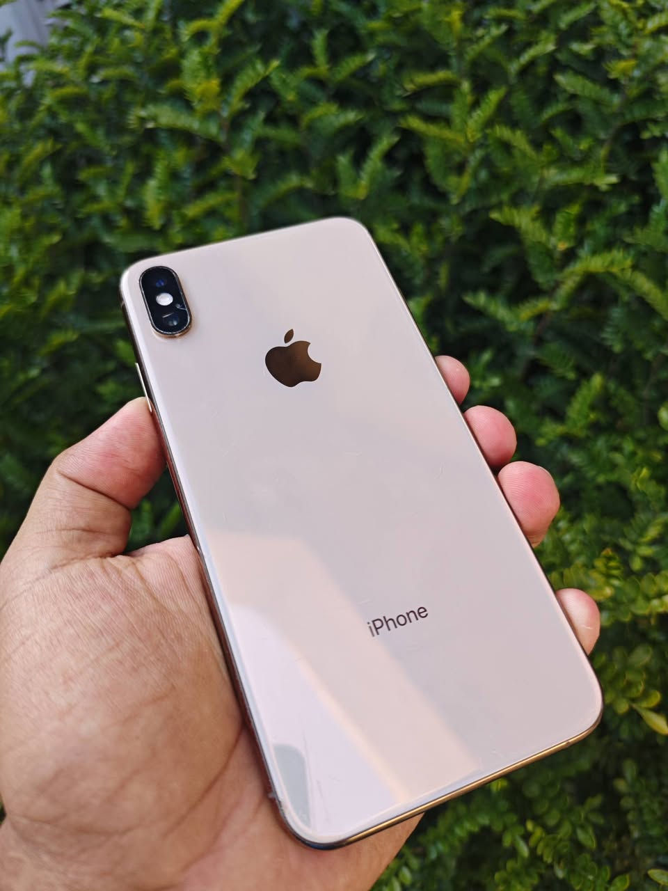 IPhone xs max
كلشي شغال فيس ايدي نت واي فاي كاميرات شحن ممتاز اتصال صوت استيريو 
ذاكرة 64 بطارية 76
سعره مناسب فقط 155 الف 
مكاني فلوجة او صقلاوية +متوفر توصيل لجميع المحافظات 
***********
