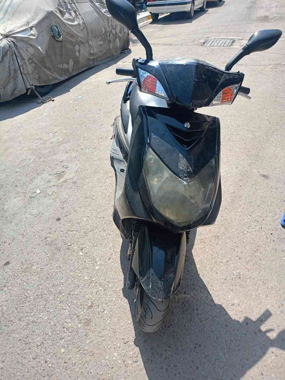 سكنز فحل كوري شغالة سلف هندر مجفته كهربائيات شغال *********** السعر 400 الشعب
