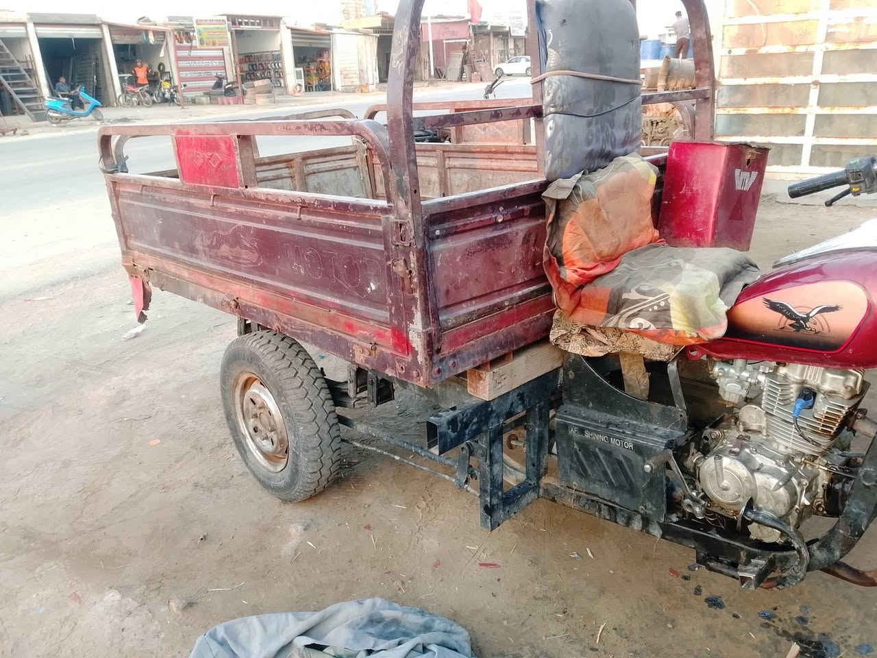 ستوته للبيع موديل 14 مكينته مجفته توه اوراق مكاني ديوانيه سومر عوزه شويه ترتيب 850 وبيه مجال  قليل ***********
