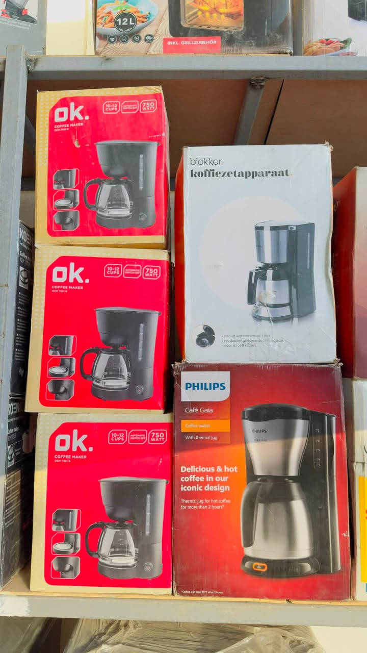جمله مكاين كهوه ع 15 قطعه ***********

نص مكتوب في الصور:
- GRATIS 52 KOPJES SENSEO KOFFIE