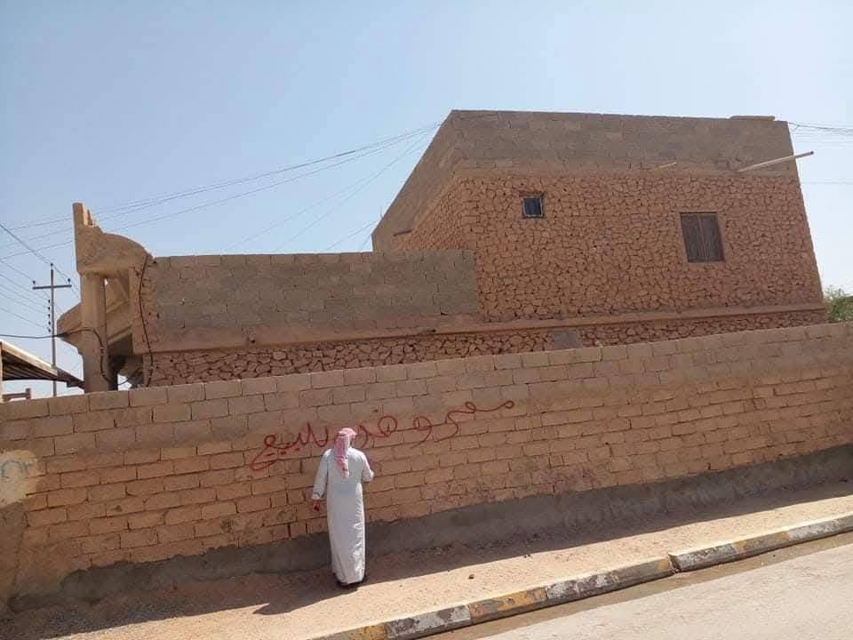 بيت للبيع • حي الأندلس • دور ثاني