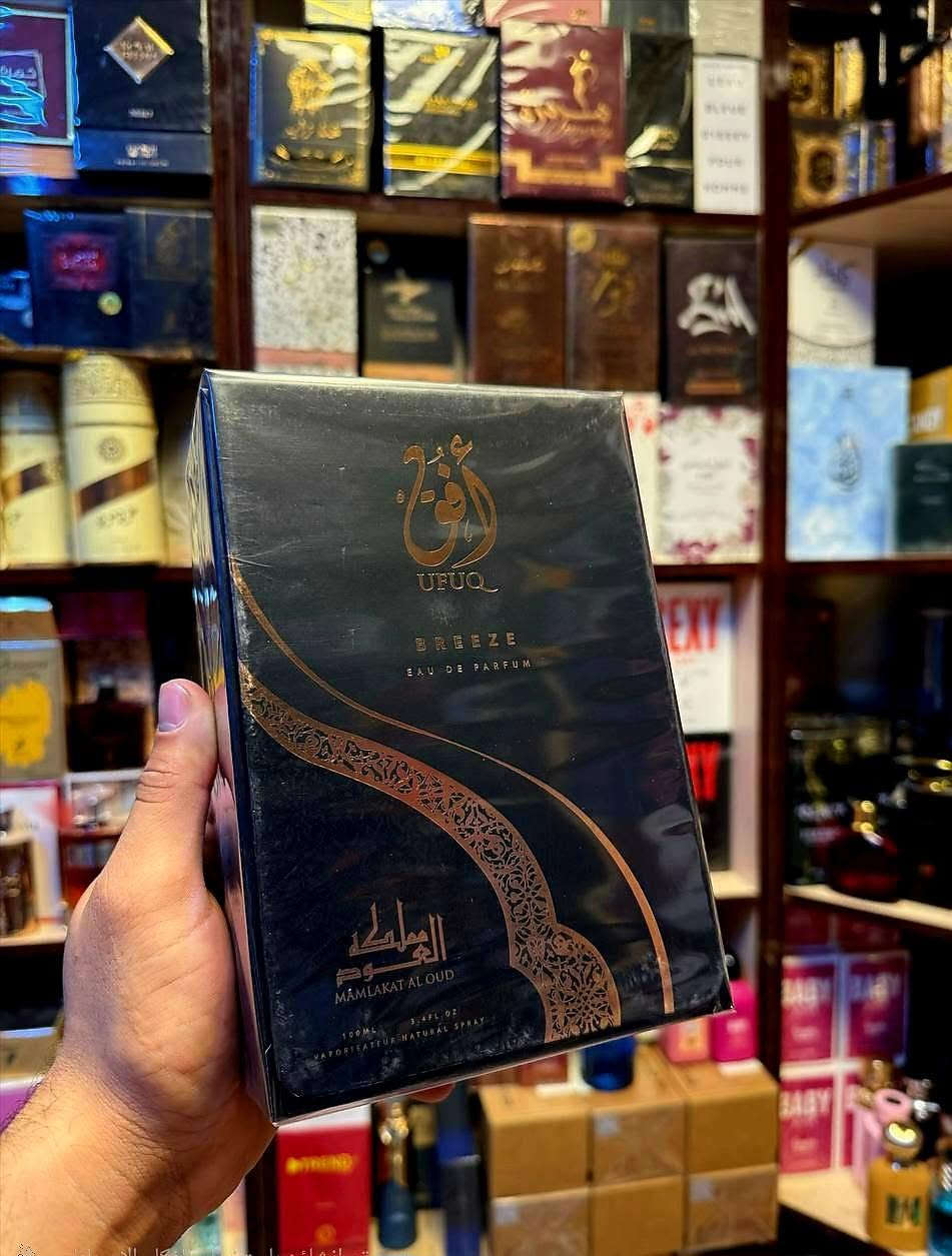 #السعر35.000 الفــــــــ دينار 
عطور أفق.. هيبة وفخامة ترافكك وين ما تروح! 😎✨

تريد عطر يكلب المكان ويسولف بيك قبل لا تحچي؟ مجموعة عطور أفق (UFUQ) من مملكة العود وصلت! تشكيلة خرافية تناسب كل أوقاتك ومناسباتك:

🤍 أفق ديفين (Divine): عطر النظافة والهدوء، ينطيك إحساس بالراحة والانتعاش طول اليوم.

🌸 أفق ديليكيت (Delicate): رقة وجاذبية مو طبيعية، عطر هادئ بس يثبت وجوده.

🖤 أفق الأسود والأخضر: الفخامة والهيبة الحقيقية، عطور ثكيلة ومرتبة للمناسبات والطلعات المهمة.

ليش لازم تجرب عطور أفق؟

⏳ ثباتية عالية وفوحان يقاوم الحر ويبقى بالهدوم.

🎁 باكيج وتصميم فاخر يبيض الوجه إذا تريد تقدمه هدية.

🛍️ لا تتردد.. اطلب عاديتك هسة وخلي عطرِك يصنع حضورِك!

توصيل لجميع محافظات العراق 🇮🇶 5000دينار 
للتواصل *********** 
الموقع بغداد
#اكسبلور #الشعب_الصيني_ماله_حل😂😂 #العراق
