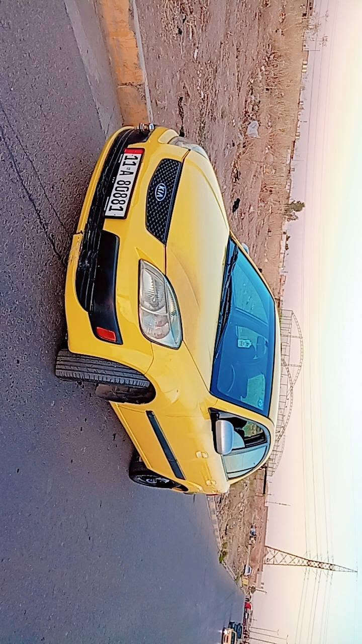 السلام عليكم
كيا ريو أمريكي 
بدون دواخل شرط
كابون تبادل بيها بأسمي 
شاشة كاميرا 
تبريد شغال
رقم بغداد إنكليزي بأسمي شرط التحويل
هزة جديدة 
سنوية ٢٨ شهر ١٢ 
هيئه غرامات صفر 
السعر ٧٦ بيها مجال بيع نقد فقط 

*********** اتصل أو واتسب
