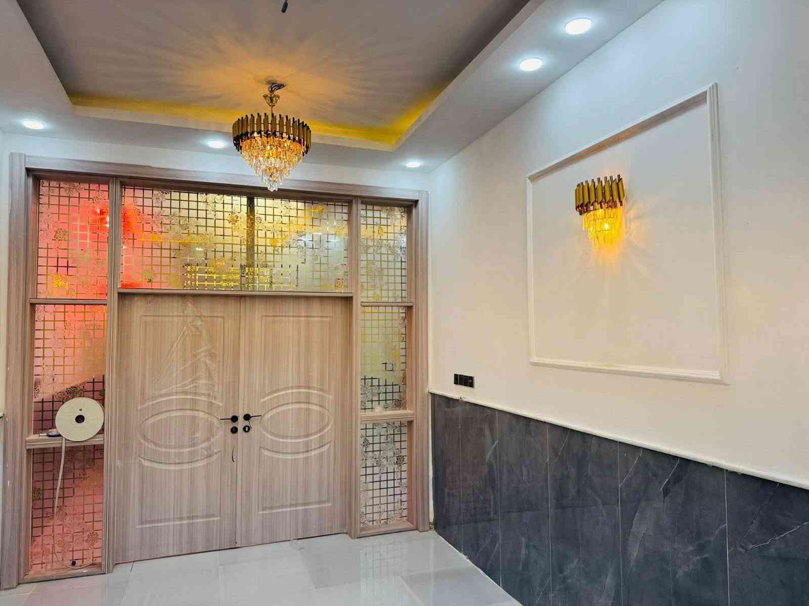 🏠 للبيع دار سكني مميز – حي النداء 
       البيت فارغ  جاهز للسكن 
📍 الموقع: حي النداء – مجمع بيتي الثاني 
📌 قريب جدًا من شارع مجمع السلطان 
⭐ موقع ممتاز جدًا وسهل الوصول

📐 المساحة: 100 متر
🏢 الدار: طابق ونص
🏘️. عدد الغرف:   2
✨ بناء مميز وحديث
🔹 تصميم عصري ومواصفات حديثة
🔹 موقع مرغوب وقريب من الخدمات والشارع العام

💰 السعر: 85مع المجال 

📞 للاستفسار والتواصل:  ***********
